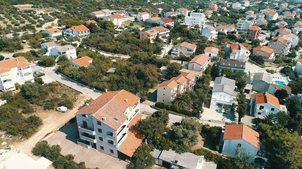 Apartments Dario Novalja Eksteriør bilde